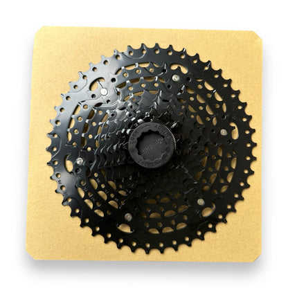 Cassette microSHIFT ADVENT 9 Velocidades 11-46T: Rendimiento y Precisión en Transmisión